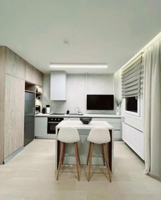 8 Blocks Apartments 2B Alexandroupoli Exterior photo